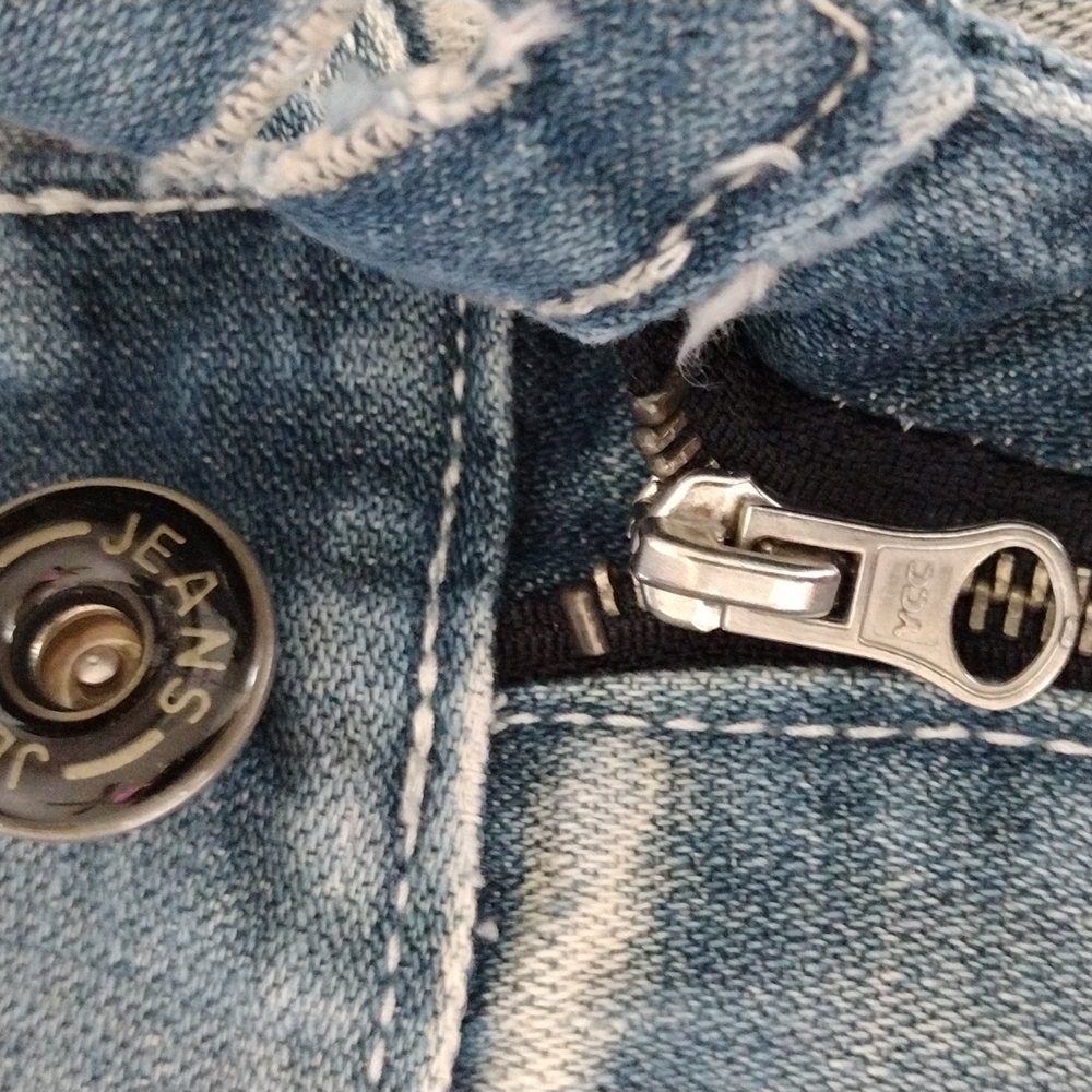 Virtual Jeans. View 6